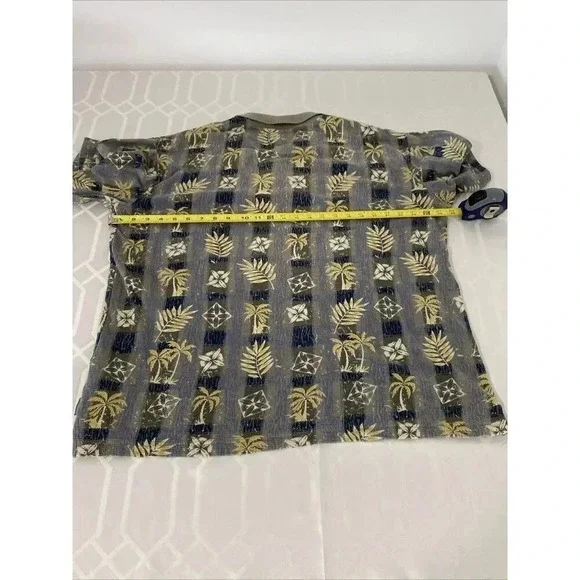 Woolrich Shirt Mens Large Button Up Short Sleeve Hawaiian Floral Tropical Gray - Picture 8 of 8